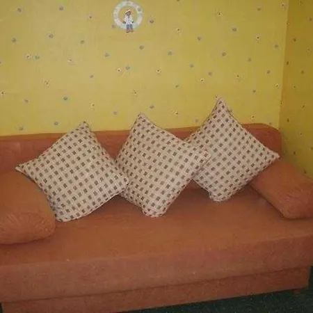 度假居 Freude Daniela Reetgedecktes Ferienhaus *