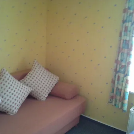 度假居 Freude Daniela Reetgedecktes Ferienhaus
